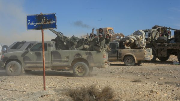 Syrian government army soldiers and militia are on the fringes of terrorist-held town of Al-Karyatein. (File) - Sputnik International