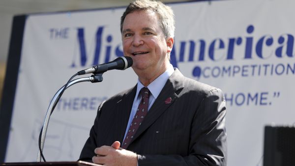 Sam Haskell - Sputnik International