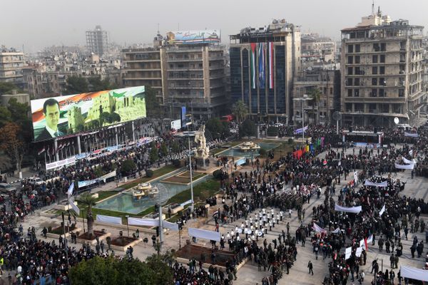 A picture taken on December 21, 2017 shows an elevated view of the square of Saadallah al-Jabiri as marching bands, soldiers, and civilians gather in a government celebration marking the first anniversary of the retaking of the second Syrian city of Aleppo A picture taken on December 21, 2017 shows an elevated view of the square of Saadallah al-Jabiri as marching bands, soldiers, and civilians gather in a government celebration marking the first anniversary of the retaking of the second Syrian city of Aleppo - Sputnik International