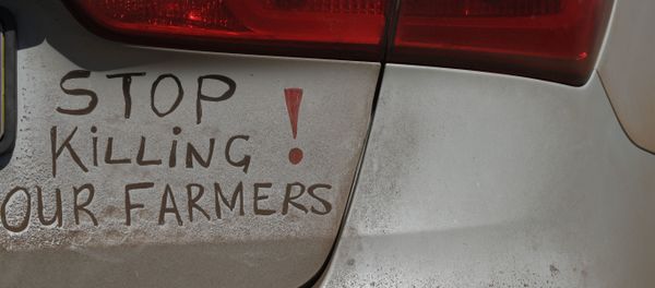 A bumper sign during a blockade of the freeway between Johannesburg and Vereeniging, in Midvaal, South Africa, in protest against the recent murder of farmers, Monday, Oct 30 2017 A bumper sign during a blockade of the freeway between Johannesburg and Vereeniging, in Midvaal, South Africa, in protest against the recent murder of farmers, Monday, Oct 30 2017 - Sputnik International