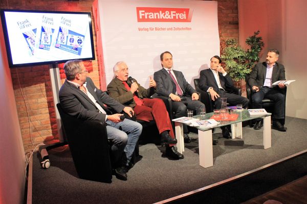Discussion with the editors of Frank&Frei Discussion with the editors of Frank&Frei - Sputnik International