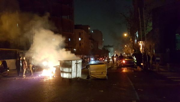 People protest in Tehran, Iran December 30, 2017 in this picture obtained from social media People protest in Tehran, Iran December 30, 2017 in this picture obtained from social media - Sputnik International