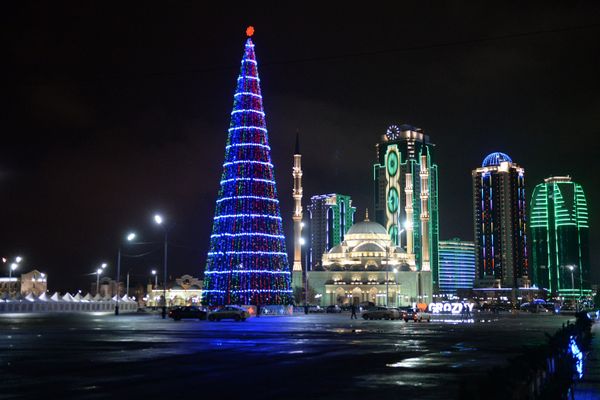 The New Year is Here! Christmas Trees Around the World The New Year is Here! Christmas Trees Around the World - Sputnik International