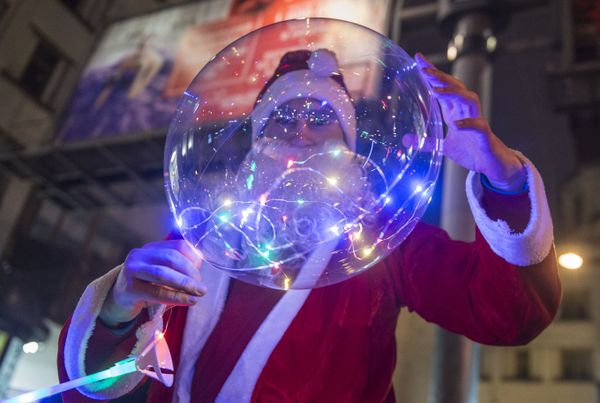 The Clock Strikes Midnight: New Year Celebrations Around the World The Clock Strikes Midnight: New Year Celebrations Around the World - Sputnik International