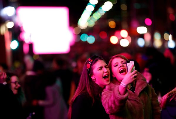 The Clock Strikes Midnight: New Year Celebrations Around the World The Clock Strikes Midnight: New Year Celebrations Around the World - Sputnik International