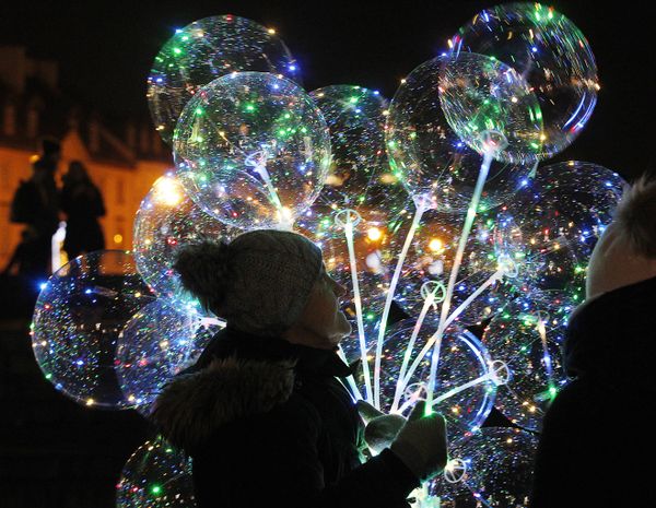 The Clock Strikes Midnight: New Year Celebrations Around the World The Clock Strikes Midnight: New Year Celebrations Around the World - Sputnik International