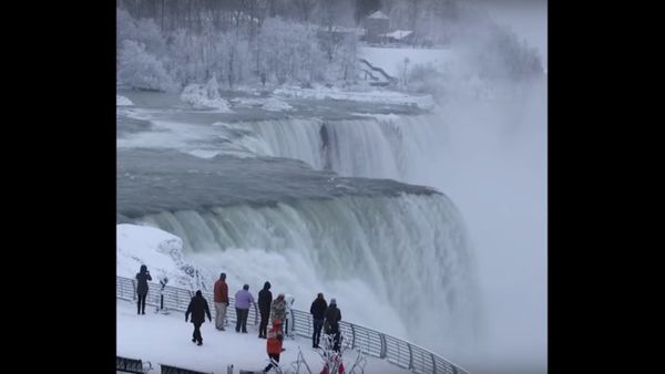 Niagara Falls is Coated in Ice - Sputnik International