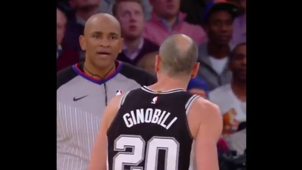 Even the refs couldn't believe this Manu pass went in the hoop - Sputnik International