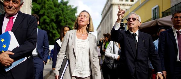 European Union’s diplomat Federica Mogherini (2nd L) speaks to Eusebio Leal (2nd R), a leading intellectual and the official historian of the city of Havana as they walk through Old Havana, Cuba, January 3, 2018 European Union’s diplomat Federica Mogherini (2nd L) speaks to Eusebio Leal (2nd R), a leading intellectual and the official historian of the city of Havana as they walk through Old Havana, Cuba, January 3, 2018 - Sputnik International