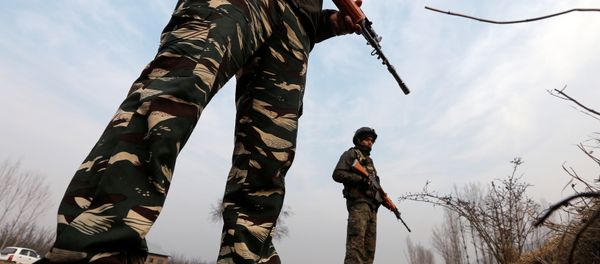 (File) Policemen stand guard outside the Central Reserve Police Force (CRPF) training centre during a gunbattle with suspected militants in Lethpora in south Kashmir’s Pulwama district, December 31, 2017 (File) Policemen stand guard outside the Central Reserve Police Force (CRPF) training centre during a gunbattle with suspected militants in Lethpora in south Kashmir’s Pulwama district, December 31, 2017 - Sputnik International