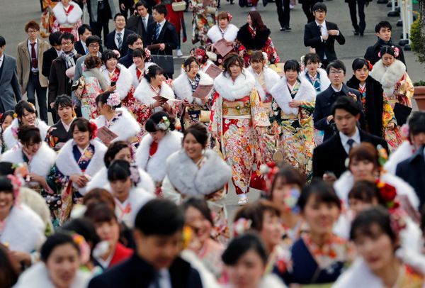 All Grown Up: Japanese 20-Year-Olds Celebrate Coming of Age All Grown Up: Japanese 20-Year-Olds Celebrate Coming of Age - Sputnik International