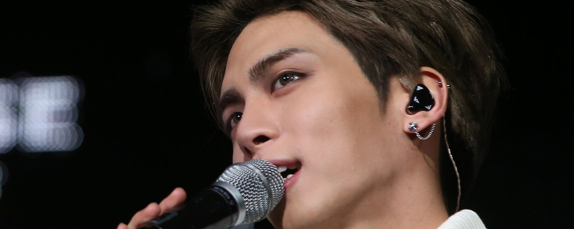 This undated picture released by Yonhap news agency in Seoul on December 18, 2017 shows Kim Jong-Hyun, singer of popular K-pop group SHINee This undated picture released by Yonhap news agency in Seoul on December 18, 2017 shows Kim Jong-Hyun, singer of popular K-pop group SHINee - Sputnik International, 1920, 09.01.2018