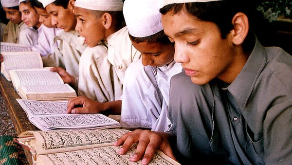 Indian Muslim children read the holy Quran at a madarsa, or institute of Islamic education, in Jammu, India (File) - Sputnik International