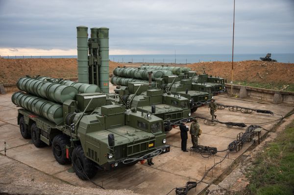 S-400 Triumf anti-air missile system enters service in Russia's Sevastopol. File photo - Sputnik International