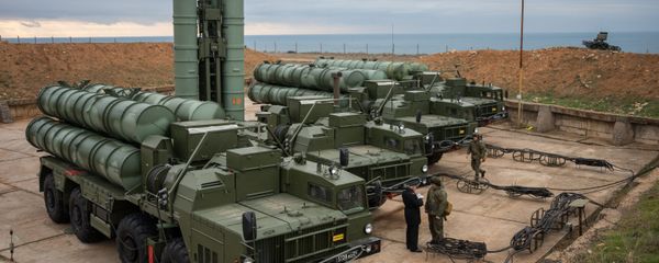 S-400 Triumf anti-air missile system enters service in Russia's Sevastopol. File photo S-400 Triumf anti-air missile system enters service in Russia's Sevastopol. File photo - Sputnik International
