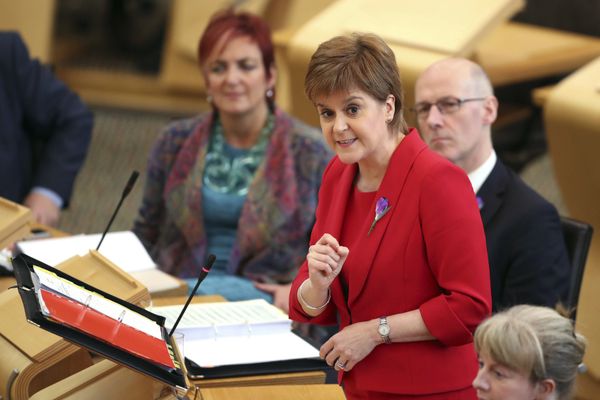 First Minister Nicola Sturgeon during First Minister's Questions at the Scottish Parliament in Edinburgh, Scotland, Thursday Oct. 26, 2017 First Minister Nicola Sturgeon during First Minister's Questions at the Scottish Parliament in Edinburgh, Scotland, Thursday Oct. 26, 2017 - Sputnik International