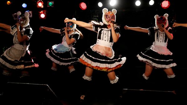 Members of Japan's idol group Virtual Currency Girls - Sputnik International