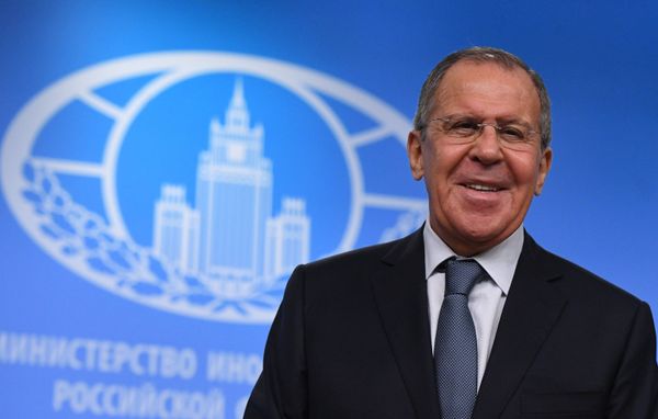 Lavrov Props Iran Nuclear Deal, Laments Brash US Policies at Annual Press Event - Sputnik International