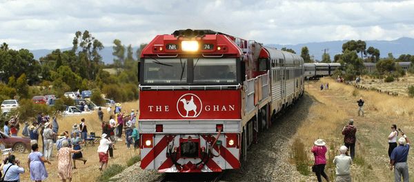 The Ghan, the first Australian passenger train to travel from Adelaide to Darwin - Sputnik International