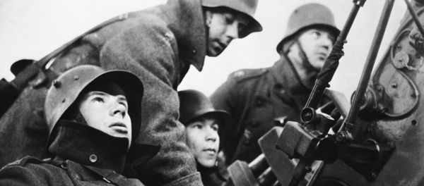 A Finnish anti-aircraft gun crew. (File) A Finnish anti-aircraft gun crew. (File) - Sputnik International
