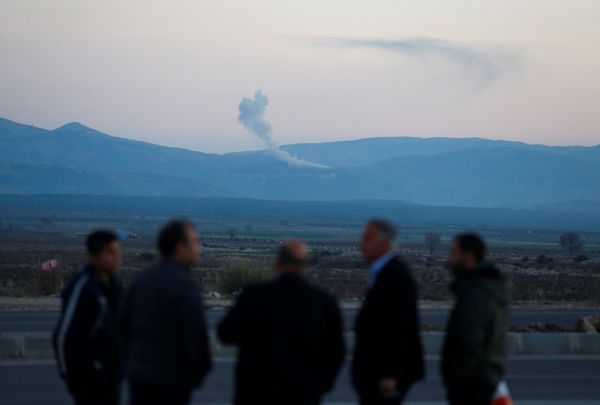 Smoke rises from the Syria's Afrin region, as it is pictured from near the Turkish town of Hassa, on the Turkish-Syrian border in Hatay province, Turkey January 20, 2018 - Sputnik International