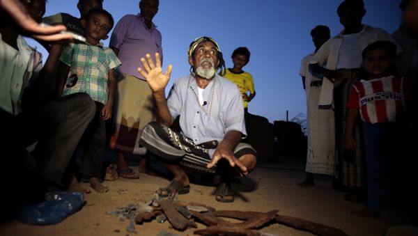 In this Oct. 6, 2016 photo, Shuai Mohammed Mghboul, displays fragments of a missile in the northern town of Abs, Yemen. In the air campaign by Saudi Arabia and its allies against Yemen’s Shiite rebels, rights experts say there has been a pattern by the Saudi-led coalition in depending on faulty intelligence, failing to distinguish between civilian and military targets and disregarding the likelihood of civilian casualties. Experts say some of the strikes likely amount to war crimes - Sputnik International
