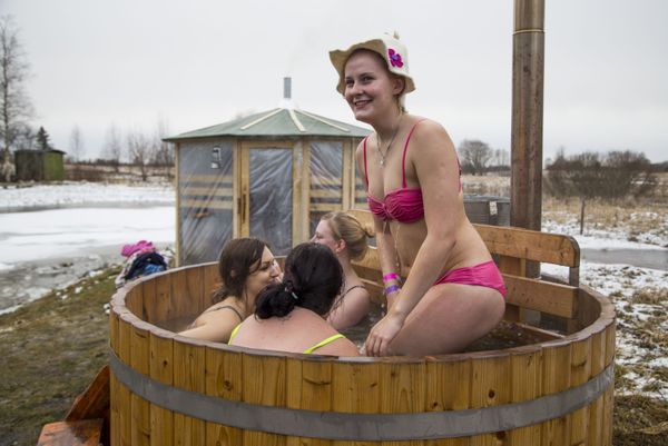 Steam and Sweat: Sauna Traditions From Across the World - Sputnik International