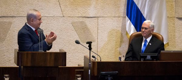 Israeli Prime Minister Benjamin Netanyahu applauds U.S. Vice President Mike Pence ahead of his address to the Knesset, Israeli Parliament, in Jerusalem Israeli Prime Minister Benjamin Netanyahu applauds U.S. Vice President Mike Pence ahead of his address to the Knesset, Israeli Parliament, in Jerusalem - Sputnik International