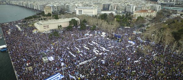 Protesters take part in a rally against the use of the term Macedonia in any solution to a dispute between Athens and Skopje over the former Yugoslav republic's name, in the northern city of Thessaloniki, Greece, January 21, 2018 - Sputnik International