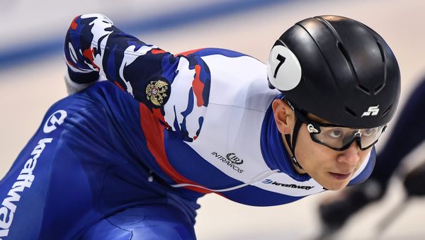 Viktor An (Russia) during the men's 5000 meter relay semi-final heat at the European Short Track Speed Skating Championships in Dresden Viktor An (Russia) during the men's 5000 meter relay semi-final heat at the European Short Track Speed Skating Championships in Dresden - Sputnik International