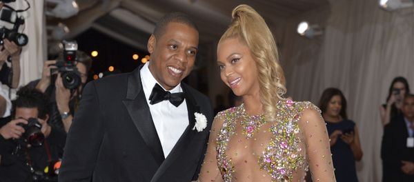 In this May 4, 2015, file photo, Jay Z, left, and Beyonce arrive at The Metropolitan Museum of Art's Costume Institute benefit gala celebrating China: Through the Looking Glass in New York In this May 4, 2015, file photo, Jay Z, left, and Beyonce arrive at The Metropolitan Museum of Art's Costume Institute benefit gala celebrating China: Through the Looking Glass in New York - Sputnik International