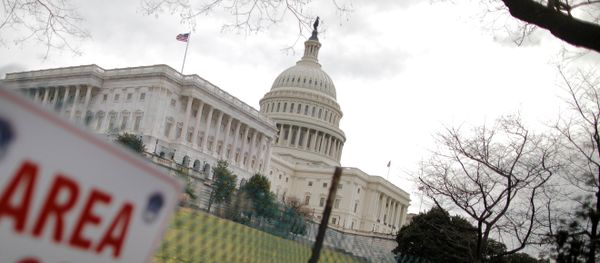 U.S. Capitol building is seen during the third day of a government shutdown in Washington, U.S. January 22, 2018 U.S. Capitol building is seen during the third day of a government shutdown in Washington, U.S. January 22, 2018 - Sputnik International