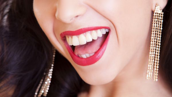 Pretty woman with nice teeth Pretty woman with nice teeth - Sputnik International