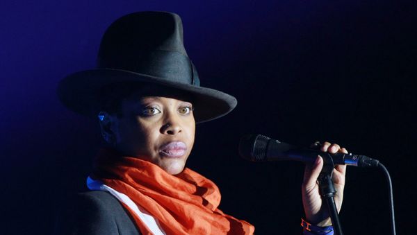 Erykah Badu - Sputnik International