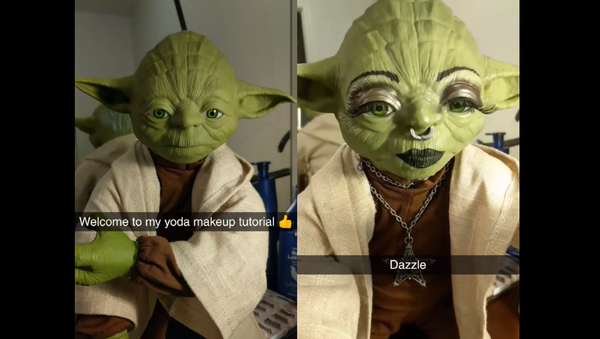 ‘May the Foundation Be With You’: Beauty Vlogger’s Yoda Makeover - Sputnik International