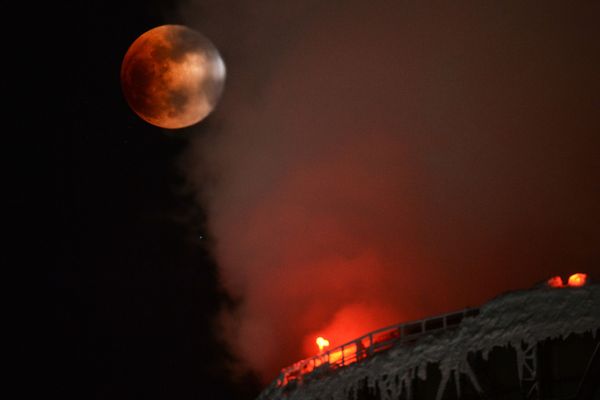 Super Blue Blood Moon Lunar Eclipse Seen Over the World - Sputnik International