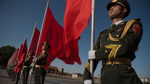 Members of a Chinese military honour guard hold red flags before a welcome ceremony for Afghanistan's Chief Executive Officer Abdullah Abdullah in Beijing on May 16, 2016 Members of a Chinese military honour guard hold red flags before a welcome ceremony for Afghanistan's Chief Executive Officer Abdullah Abdullah in Beijing on May 16, 2016 - Sputnik International