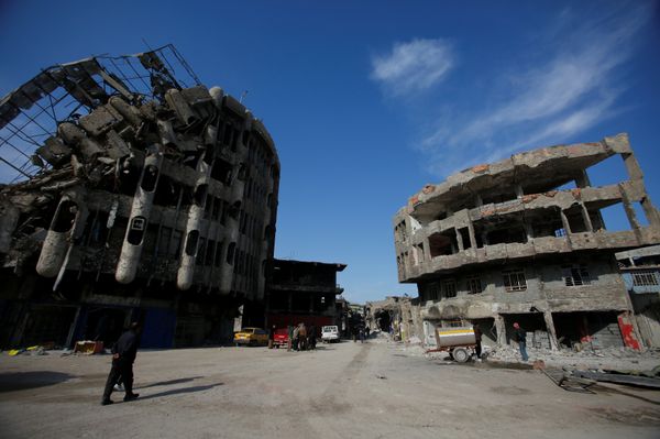 Destroyed buildings from previous clashes are seen in Mosul, Iraq January 28, 2018. Picture taken January 28, 2018 Destroyed buildings from previous clashes are seen in Mosul, Iraq January 28, 2018. Picture taken January 28, 2018 - Sputnik International