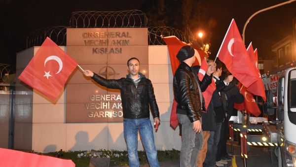 Protests in Izmir, Turkey - Sputnik International