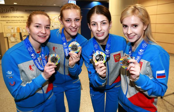 Uliana Vasileva (2L) - Sputnik International