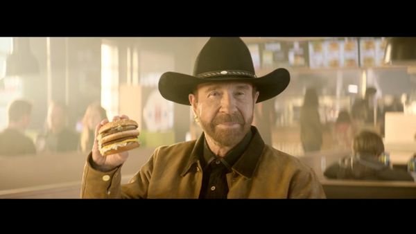Hesburger is Chuck Norris approved - Sputnik International