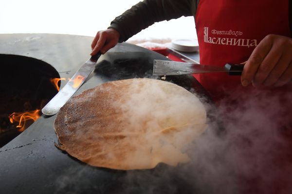 Slavic Pancake Festival: Maslenitsa Celebrations in Moscow - Sputnik International