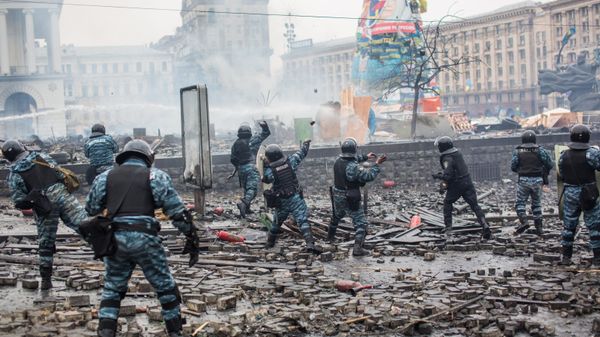 Police officers are seen on Maidan Nezalezhnosti square in Kiev, where clashes began between protesters and the police. (File) Police officers are seen on Maidan Nezalezhnosti square in Kiev, where clashes began between protesters and the police. (File) - Sputnik International