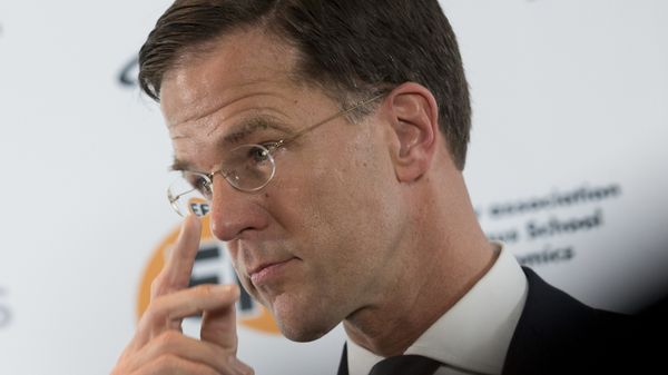 Dutch Prime Mark Rutte adjusts his glasses during a press conference at the Erasmus University in Rotterdam, Netherlands, Monday, March 13, 2017 - Sputnik International
