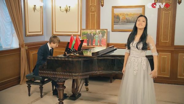 Belarusian President's Son Nikolai Lukashenko plays piano, extending Spring Festival greeting - Sputnik International