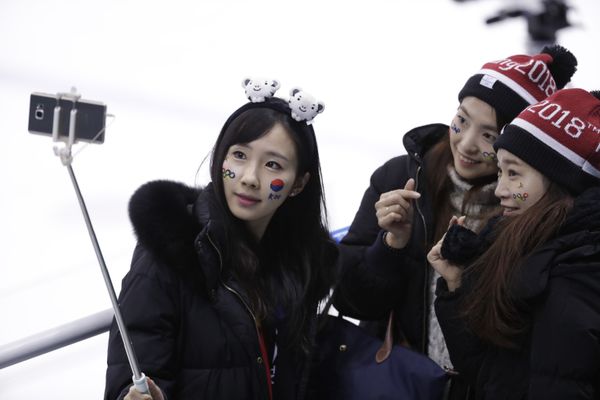 The Most Beautiful Fangirls at the 2018 Winter Olympics - Sputnik International