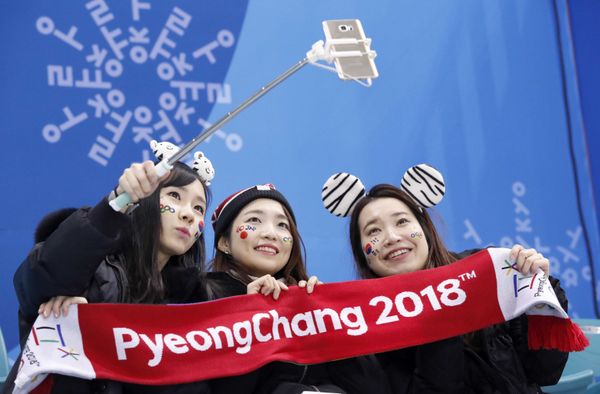 The Most Beautiful Fangirls at the 2018 Winter Olympics - Sputnik International