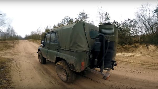 Wood-powered UAZ - Sputnik International