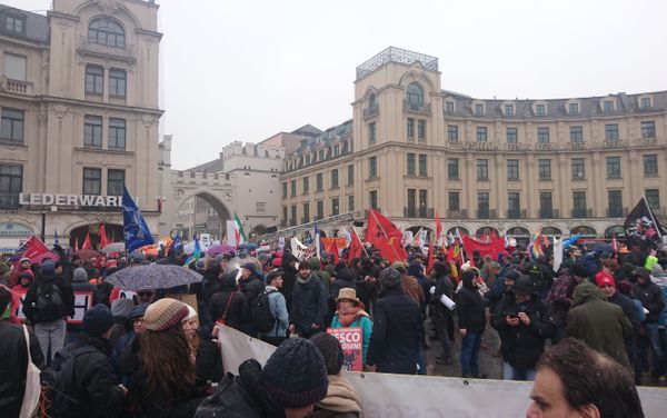 Demonstrations of pacifists in Munich Demonstrations of pacifists in Munich - Sputnik International