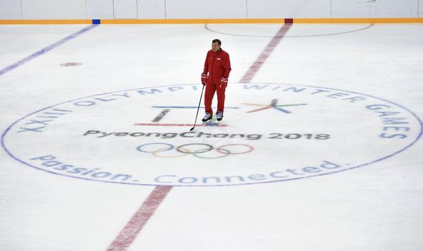Head coach of the Russian hockey team Oleg Znarok during a training session at the 2018 Pyeongchang Winter Olympic Games - Sputnik International